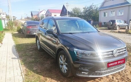 Volkswagen Tiguan II, 2017 год, 2 900 000 рублей, 9 фотография