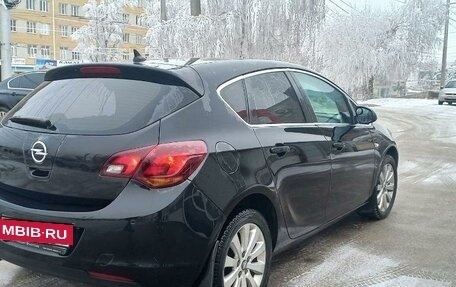 Opel Astra J, 2012 год, 990 000 рублей, 6 фотография