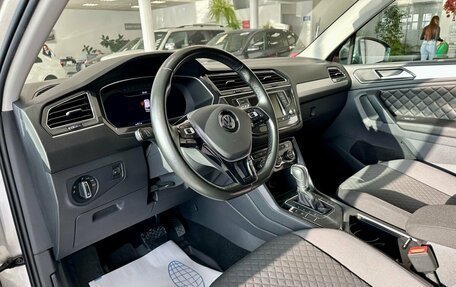 Volkswagen Tiguan II, 2017 год, 2 370 000 рублей, 8 фотография
