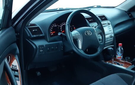 Toyota Camry, 2011 год, 1 600 000 рублей, 8 фотография