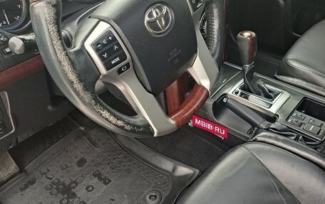 Toyota Land Cruiser Prado 150 рестайлинг 2, 2014 год, 4 000 000 рублей, 12 фотография