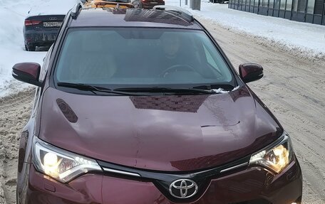Toyota RAV4, 2017 год, 2 500 000 рублей, 4 фотография