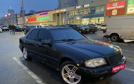 Mercedes-Benz C-Класс, 1994 год, 280 000 рублей, 5 фотография