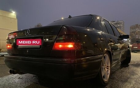 Mercedes-Benz C-Класс, 1994 год, 280 000 рублей, 19 фотография