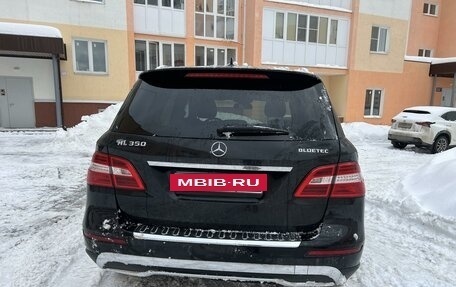 Mercedes-Benz M-Класс, 2014 год, 3 050 000 рублей, 4 фотография