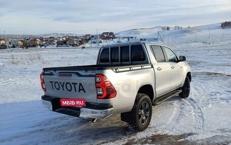 Toyota Hilux VIII, 2022 год, 4 500 000 рублей, 4 фотография