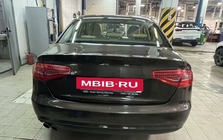 Audi A4, 2015 год, 1 580 000 рублей, 5 фотография