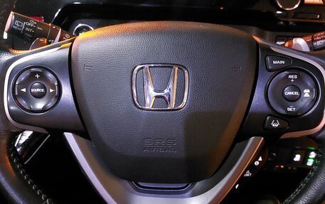 Honda Stepwgn IV, 2016 год, 2 500 000 рублей, 7 фотография
