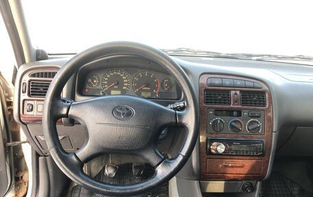 Toyota Avensis III рестайлинг, 1998 год, 360 000 рублей, 12 фотография