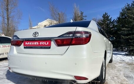 Toyota Camry, 2017 год, 2 150 000 рублей, 5 фотография
