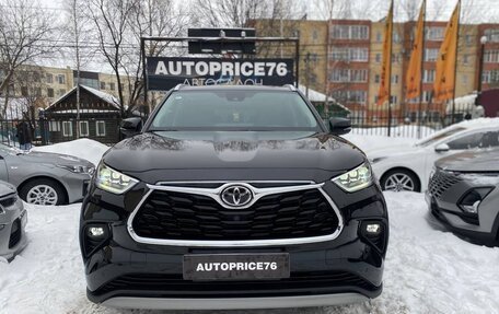 Toyota Highlander, 2023 год, 7 300 000 рублей, 5 фотография