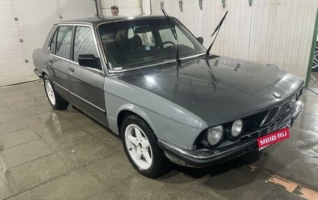 BMW 5 серия, 1986 год, 190 000 рублей, 3 фотография