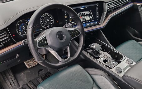 Volkswagen Touareg III, 2021 год, 15 фотография