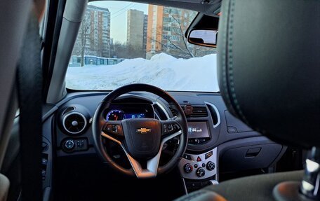 Chevrolet Tracker III, 2015 год, 1 330 000 рублей, 10 фотография