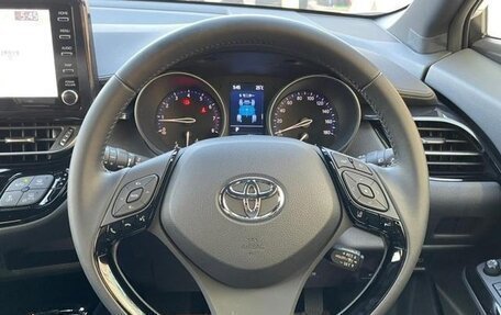 Toyota C-HR I рестайлинг, 2021 год, 1 590 111 рублей, 11 фотография