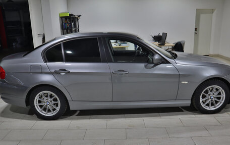 BMW 3 серия, 2011 год, 2 фотография
