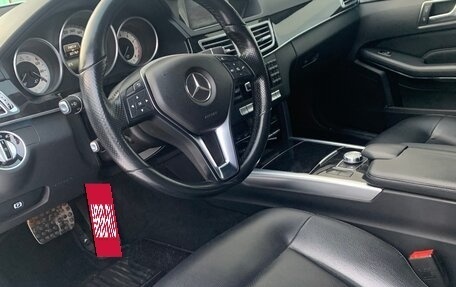 Mercedes-Benz E-Класс, 2013 год, 2 500 000 рублей, 5 фотография