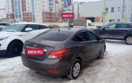 Hyundai Solaris II рестайлинг, 2012 год, 900 000 рублей, 7 фотография