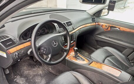 Mercedes-Benz E-Класс, 2005 год, 1 000 000 рублей, 2 фотография