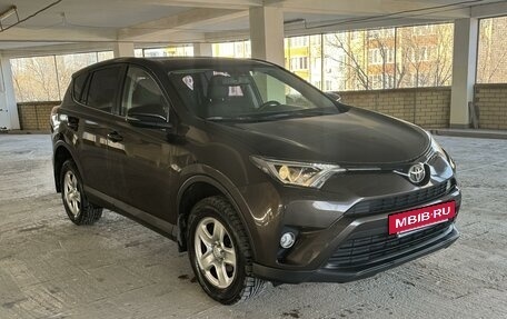 Toyota RAV4, 2018 год, 3 100 000 рублей, 4 фотография