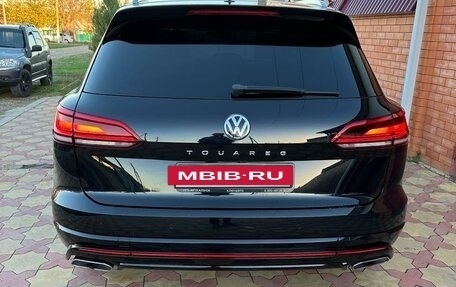 Volkswagen Touareg III, 2018 год, 5 250 000 рублей, 2 фотография