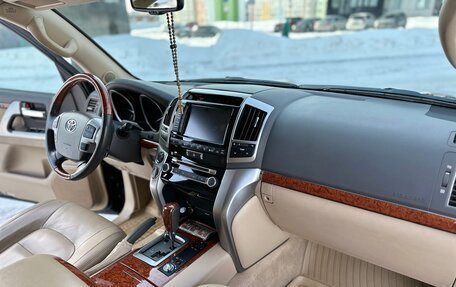 Toyota Land Cruiser 200, 2012 год, 4 390 000 рублей, 18 фотография