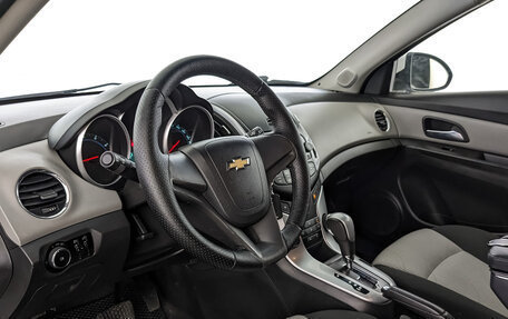 Chevrolet Cruze II, 2013 год, 835 000 рублей, 9 фотография