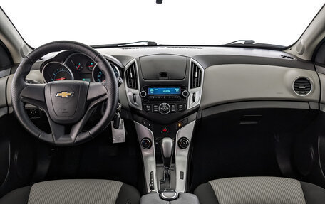 Chevrolet Cruze II, 2013 год, 835 000 рублей, 3 фотография