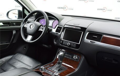Volkswagen Touareg III, 2013 год, 2 379 000 рублей, 5 фотография