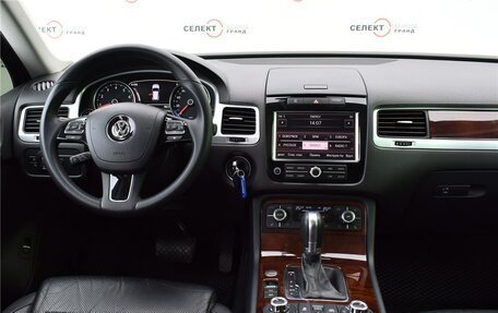 Volkswagen Touareg III, 2013 год, 2 379 000 рублей, 6 фотография