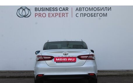 Toyota Camry, 2018 год, 3 050 000 рублей, 5 фотография
