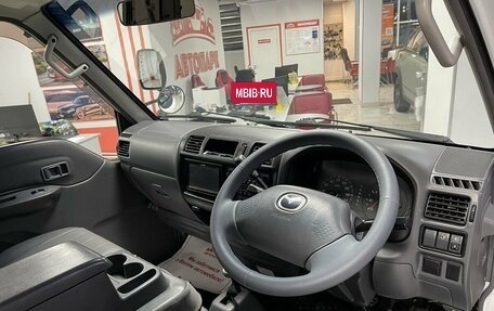 Mazda Bongo IV, 2012 год, 1 129 000 рублей, 9 фотография