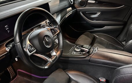 Mercedes-Benz E-Класс, 2017 год, 3 800 000 рублей, 10 фотография