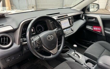 Toyota RAV4, 2017 год, 2 599 000 рублей, 7 фотография