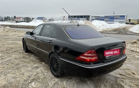 Mercedes-Benz S-Класс, 2000 год, 560 000 рублей, 2 фотография