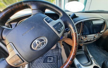 Toyota Sequoia II рестайлинг, 2001 год, 1 470 000 рублей, 7 фотография