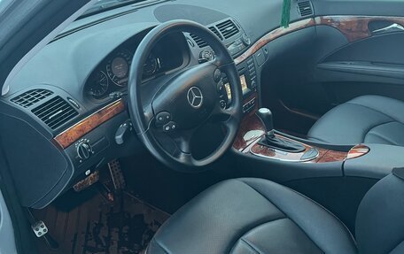 Mercedes-Benz E-Класс, 2008 год, 2 400 000 рублей, 8 фотография