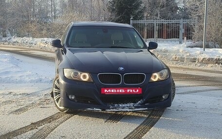 BMW 3 серия, 2011 год, 1 200 000 рублей, 7 фотография
