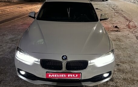 BMW 3 серия, 2015 год, 2 200 000 рублей, 3 фотография