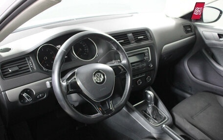Volkswagen Jetta VI, 2016 год, 1 340 000 рублей, 14 фотография
