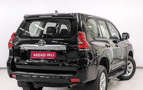 Toyota Land Cruiser Prado 150 рестайлинг 2, 2021 год, 5 860 000 рублей, 5 фотография