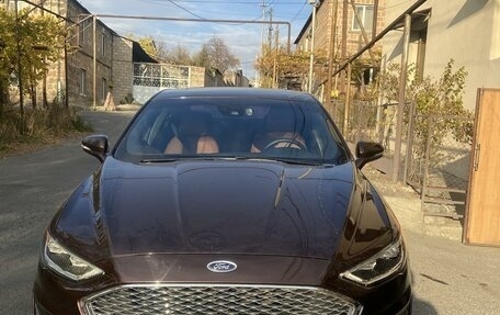 Ford Fusion (North America) II, 2018 год, 2 400 000 рублей, 12 фотография