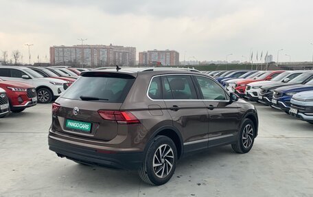 Volkswagen Tiguan II, 2018 год, 2 637 000 рублей, 7 фотография