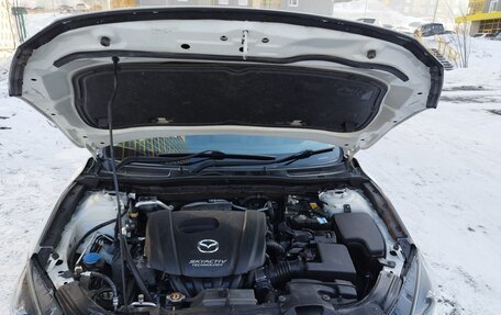 Mazda Axela, 2015 год, 1 350 000 рублей, 6 фотография