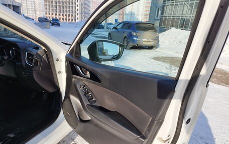 Mazda Axela, 2015 год, 1 350 000 рублей, 15 фотография
