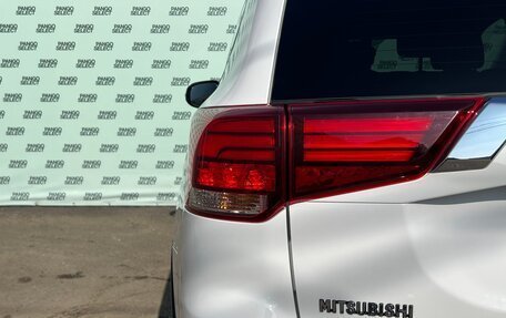 Mitsubishi Outlander III рестайлинг 3, 2019 год, 2 195 000 рублей, 12 фотография