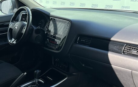 Mitsubishi Outlander III рестайлинг 3, 2019 год, 2 195 000 рублей, 22 фотография