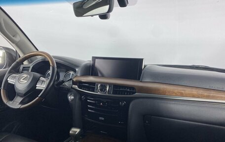 Lexus LX III, 2016 год, 6 999 000 рублей, 13 фотография