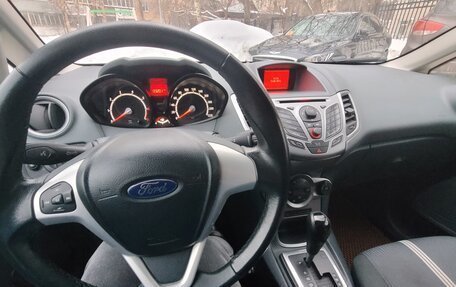 Ford Fiesta, 2010 год, 860 000 рублей, 16 фотография