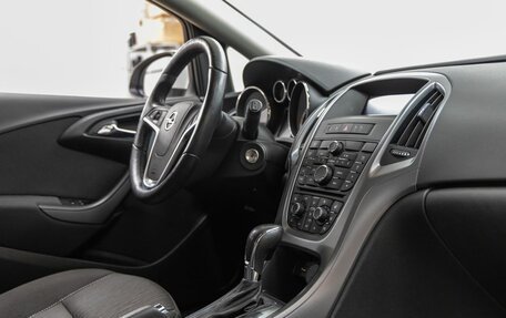 Opel Astra J, 2014 год, 1 298 000 рублей, 19 фотография